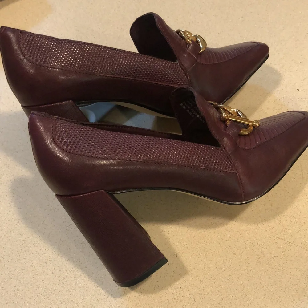 GIBSON & LATIMER RITAH LIZARD EMBOSSED GOAT LEATHER BLOCK HEELS DARK RED SIZE 7